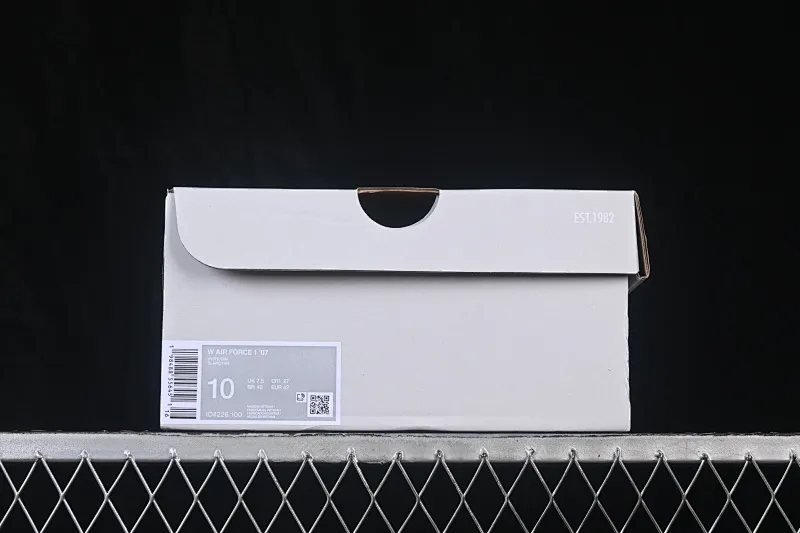 All categories Nk Air Force 1 Air Force series Nk Air Force 1 Low Air Force low-top Nike Air Force 1'07 Low Air Force 1 low-top casual sneakers IO4226-100